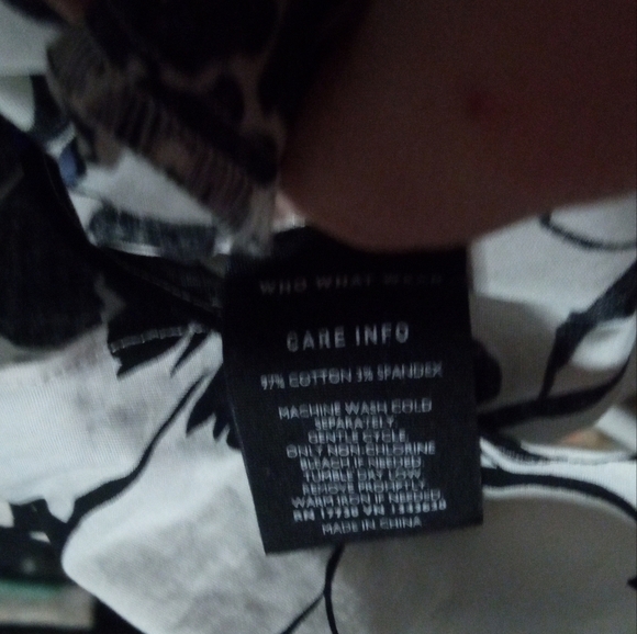 Beautiful Who What Wear Floral Ruffle Hem Off Shoulder Dress Size Medium NWT - Picture 7 of 7